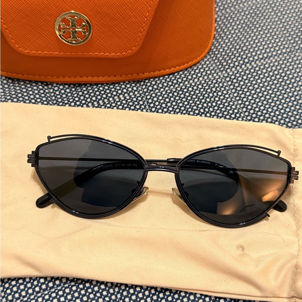 Tory Burch Navy Blur Oval Sunglasses